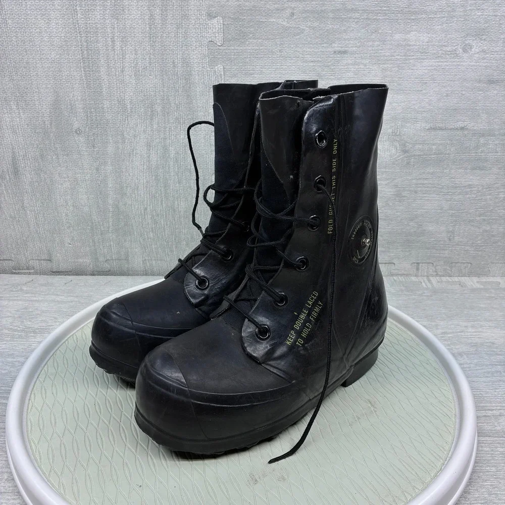 Vintage 70s Bata US Military Extreme Cold Weather Mickey Boots 5W Bunny Boots